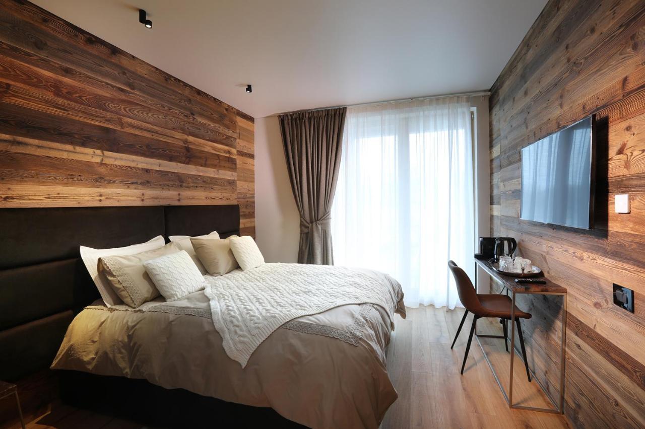 Chalet Blanc Breuil-Cervinia Εξωτερικό φωτογραφία