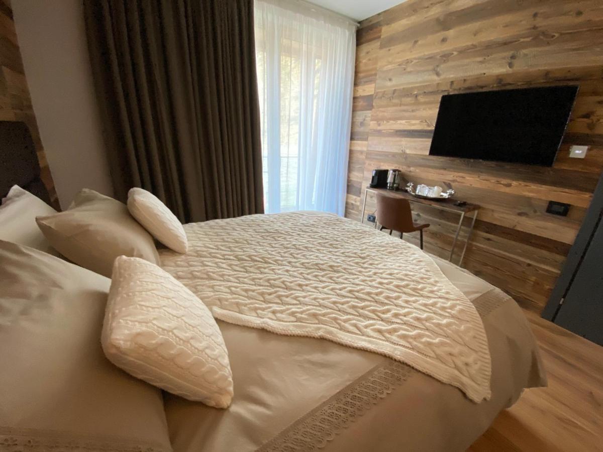 Chalet Blanc Breuil-Cervinia Εξωτερικό φωτογραφία
